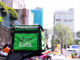 Uber Eats單筆服務費飆90元，消費者平均多等7分鐘！外送專法上路為何變「四輸」？Uber Eats全說了